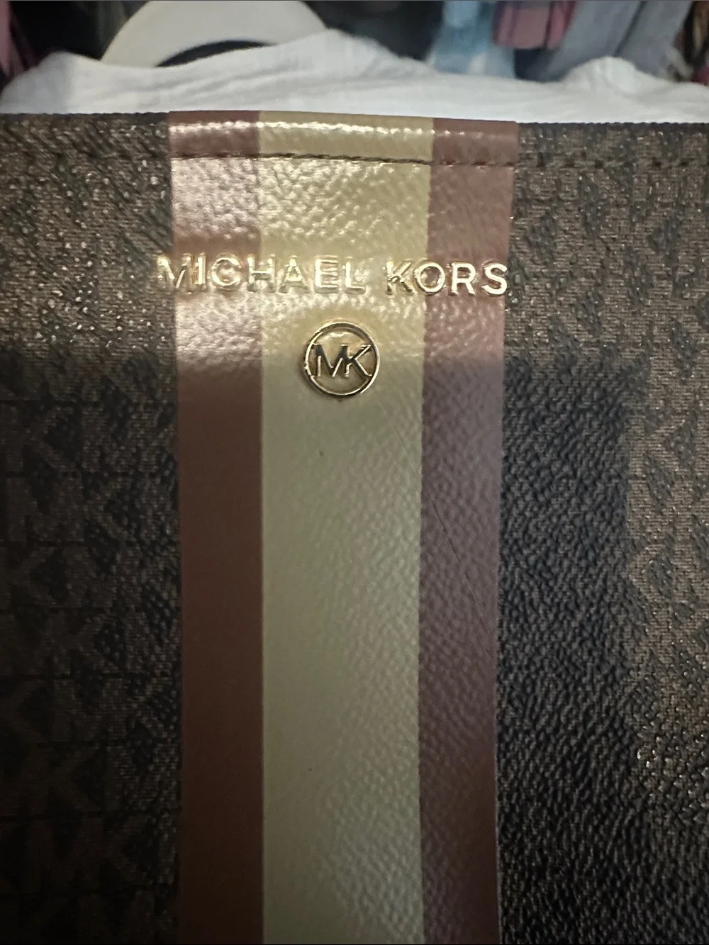 Michael Kors compact michael